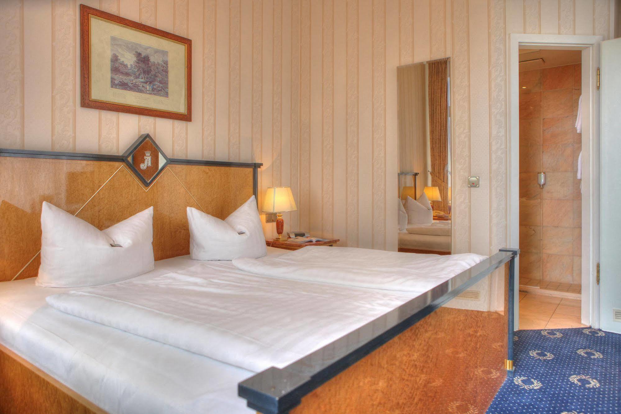 Seetelhotel Strandhotel Atlantic Heringsdorf  Eksteriør bilde
