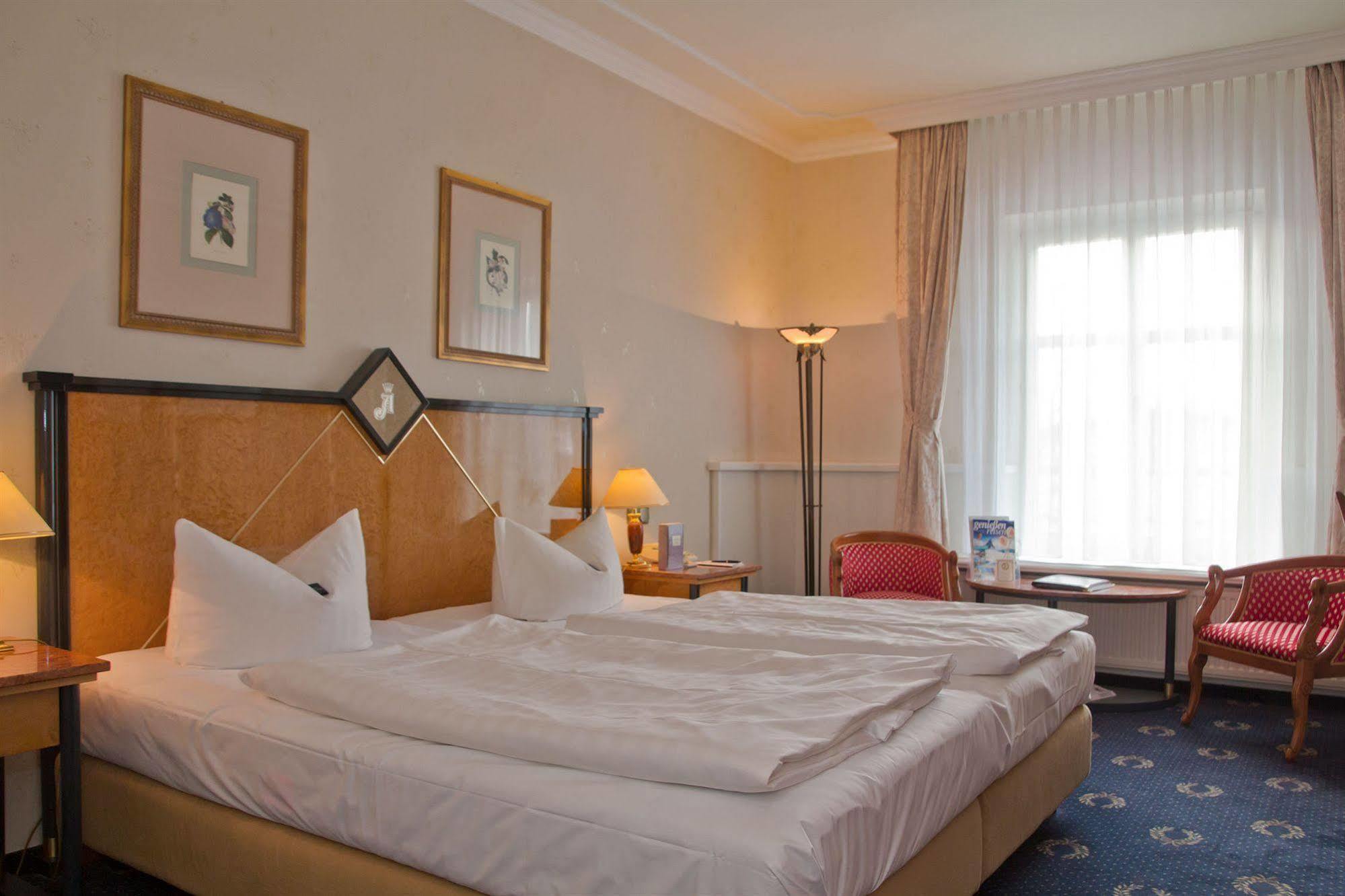 Seetelhotel Strandhotel Atlantic Heringsdorf  Eksteriør bilde
