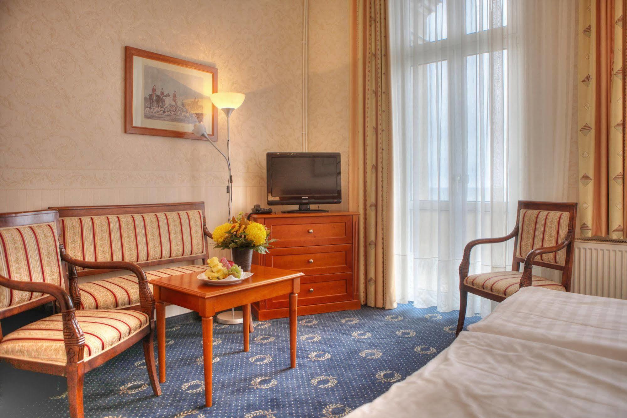 Seetelhotel Strandhotel Atlantic Heringsdorf  Eksteriør bilde